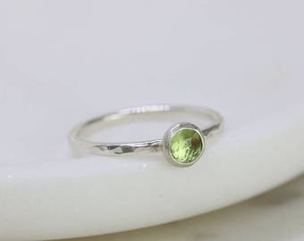 Peridot ring, August birthstone ring, green ring stacking - Juliet