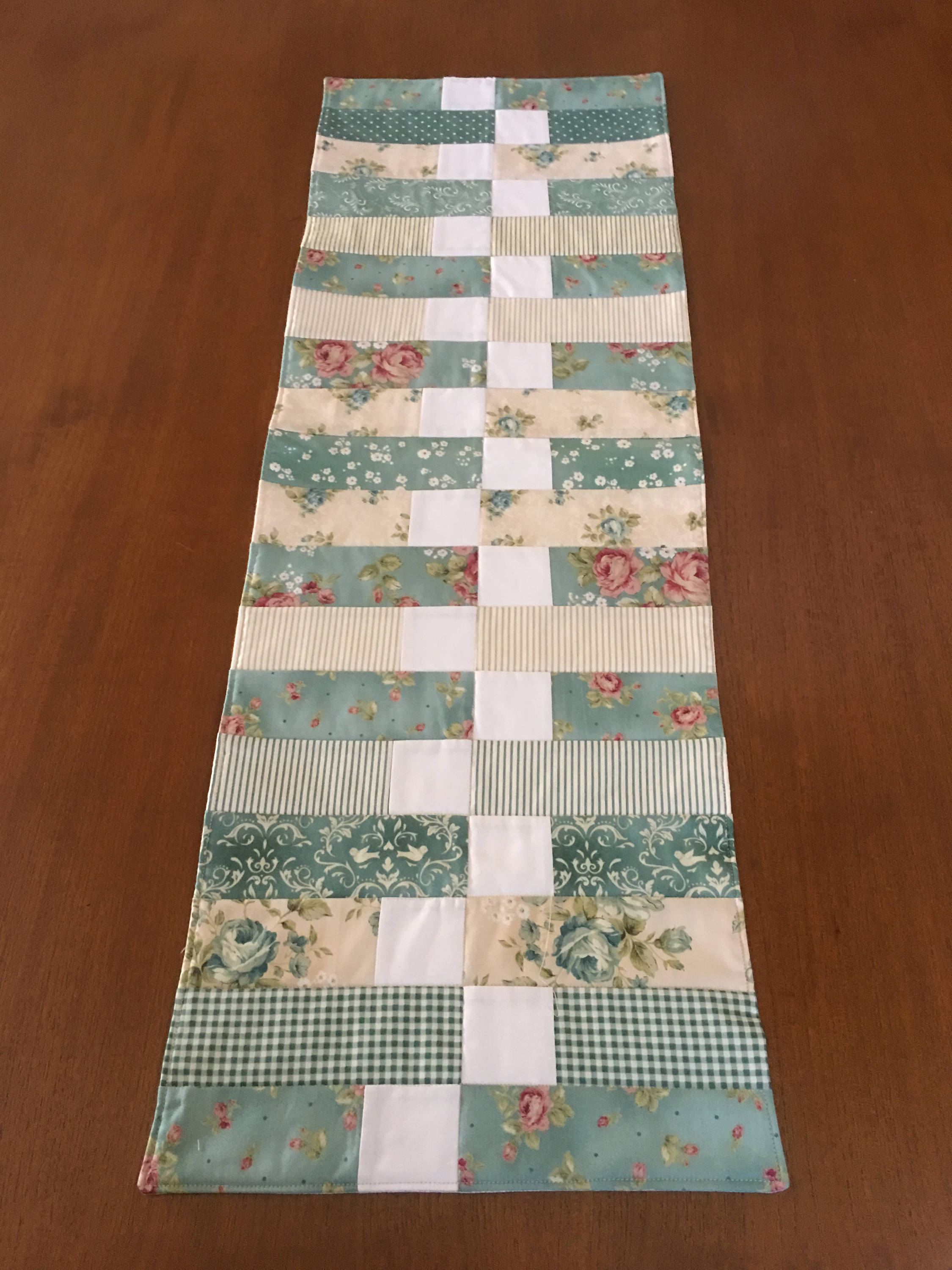 Shabby/Cottage Chic Table Runner Home Maywood Studio