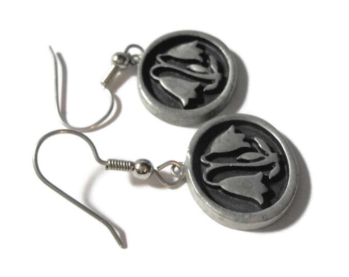 FREE SHIPPING Swedish pewter tulip earrings, raised pewter flowers on black enamel over pewter oval, marked Sweden, french hook dangles drop