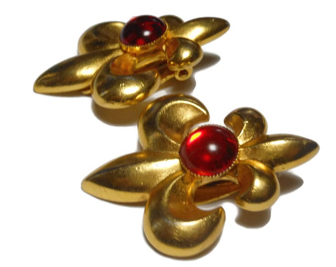 FREE SHIPPING Ben Amun Fleur de lis earrings, gold plated clip earrings, ruby red glass cabochon, large statement earrings, french royalty