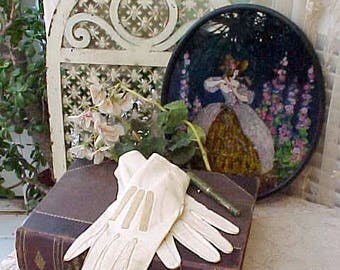 Lovely Pair of Edwardian Era Kid Skin Gloves for Display