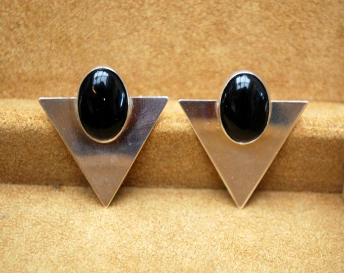 Sterling silver Onyx earrings - modernistic- Southwestern - Pierced earring