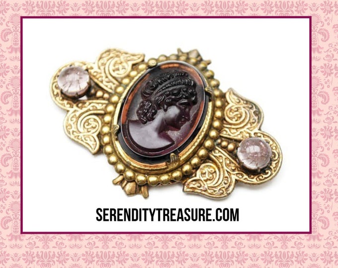 Glass Cameo Bar Brooch - Purple molded glass- Gold Brass Metal - women profile - Victorian pin