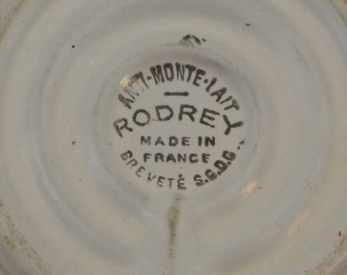 Antique French White Enameled Milk Saver, Rodery Enamelware Milk Watcher, Chippy Pot Watcher, Country Decor Milk Guard, Anti Monte Lait