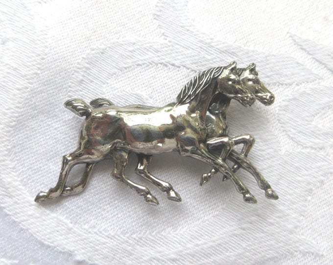 Sterling Horse Brooch, Vintage Equestrian Pin, Galloping Horses, Horse Jewelry, Equestrian Jewelry