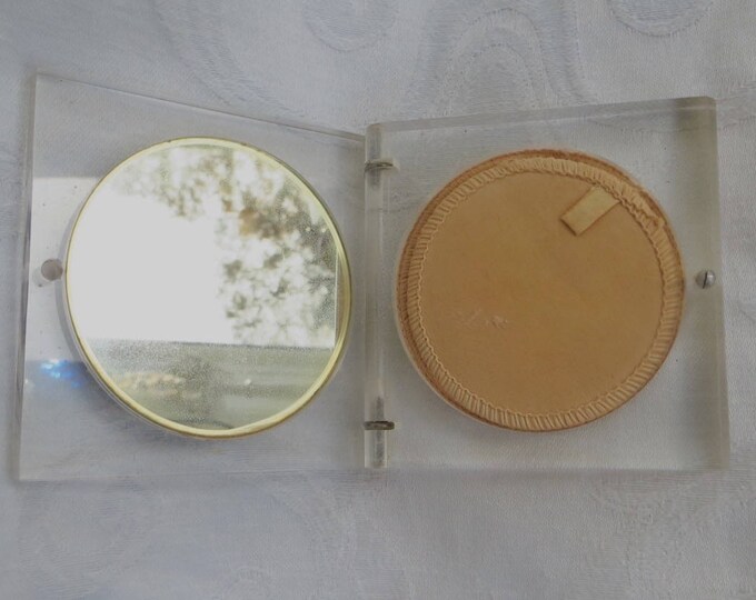 Vintage Lucite Compact, Coro 1940s, Sterling Silver Medallion, Pair of Lovebirds, Clear Lucite Case, Vintage Vanity