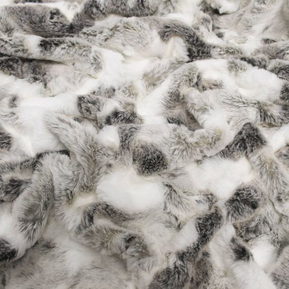 Spotted Faux Fur by the Yard Style 5040