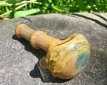 Hand made borosilicate glass pipe