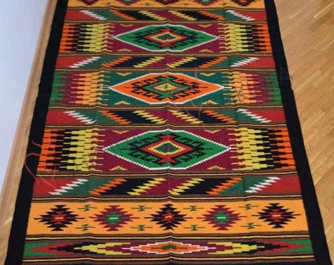 Bessarabian Kilim. Vintage Moldovan Kilim, Handmade. Rose kilim. Handwoven wool rug carpet Bessarabian Romania Kilim