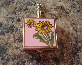 Vintage Purse Cigarette Ashtray Smoke Silent Butler Original Box Metal and Enamel Collectible Tobacciana C468