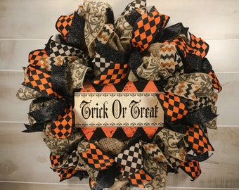 Halloween Wreath, Burlap Wreath, Primitive Halloween, Trick or Treat Wreath, Halloween Decor, Halloween Decoration, Halloween, Wreath