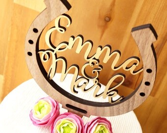 Horseshoe cake topper, personalized wedding cake topper, horseshow wedding cake decoration, rustic wooden cake topper, country wedding decor