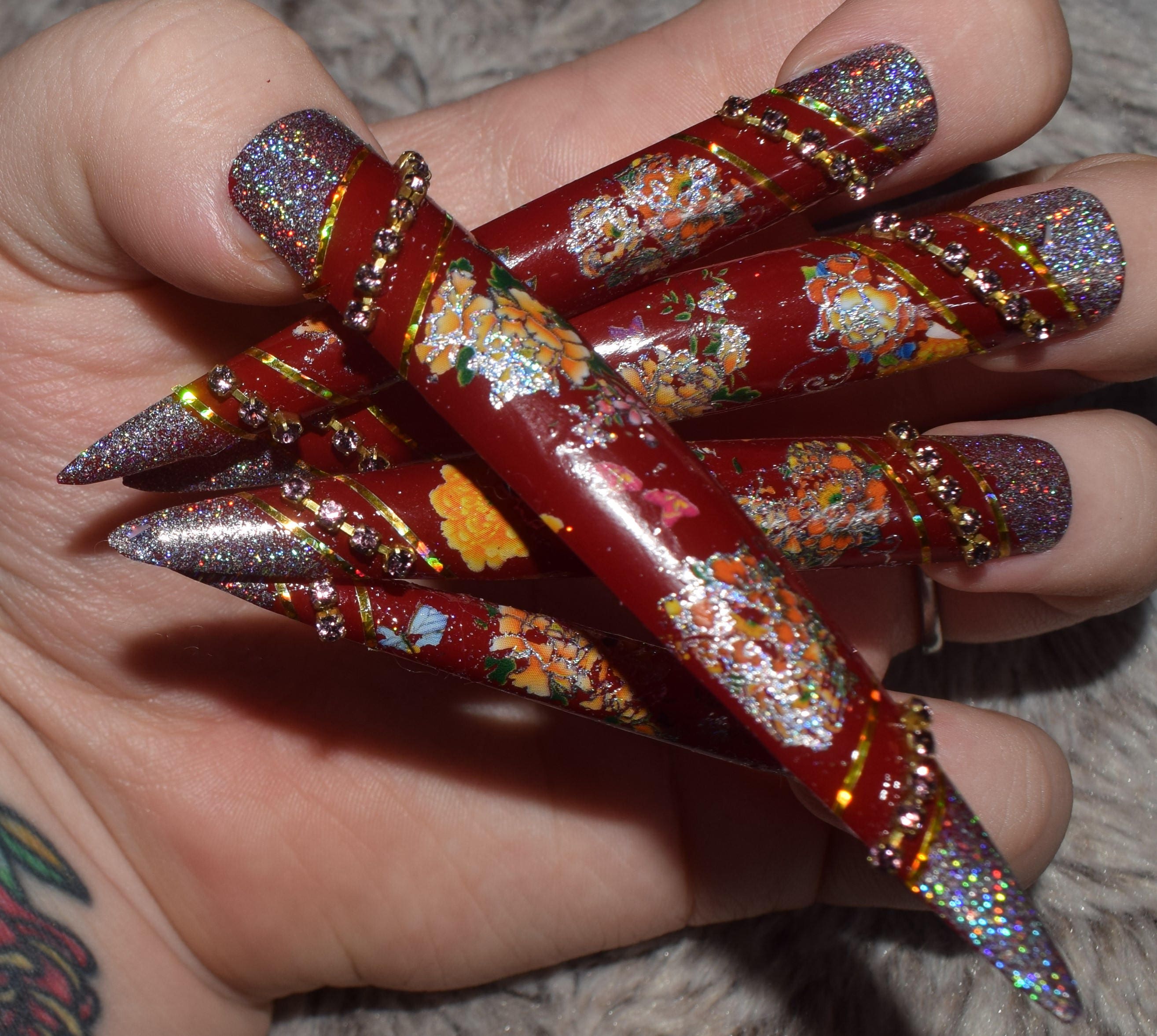 red-fake-nails-super-long-stiletto-false-nails-hand-painted