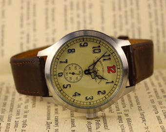 Pobeda Aviator military mechanical wrist watch, vintage watch, russian watch, ussr warch, mens watch, watch for men. leather strap