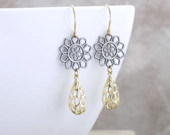 Solid Gold Filigree Flower Earrings Black And Gold Teardrop Earrings Modern Jewelry Bohemian Gold Earrings Elegant 14k Gold Earrings Gift