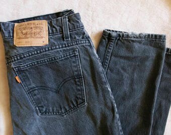 MOM JEANS // Vintage 90s Levis Jeans High Waisted Tapered Fit Womens Large 31 x 30 1990s Black Denim Pants Streetwear Normcore