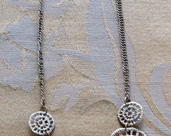 ON SALE Gold tone Filigree Circle Bib Necklace, Vintage, 17"-19-1/2"