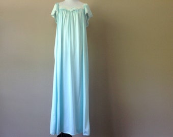 M / Vintage Miss Elaine Long Flutter-Sleeve Nightgown / Medium / FREE USA Shipping