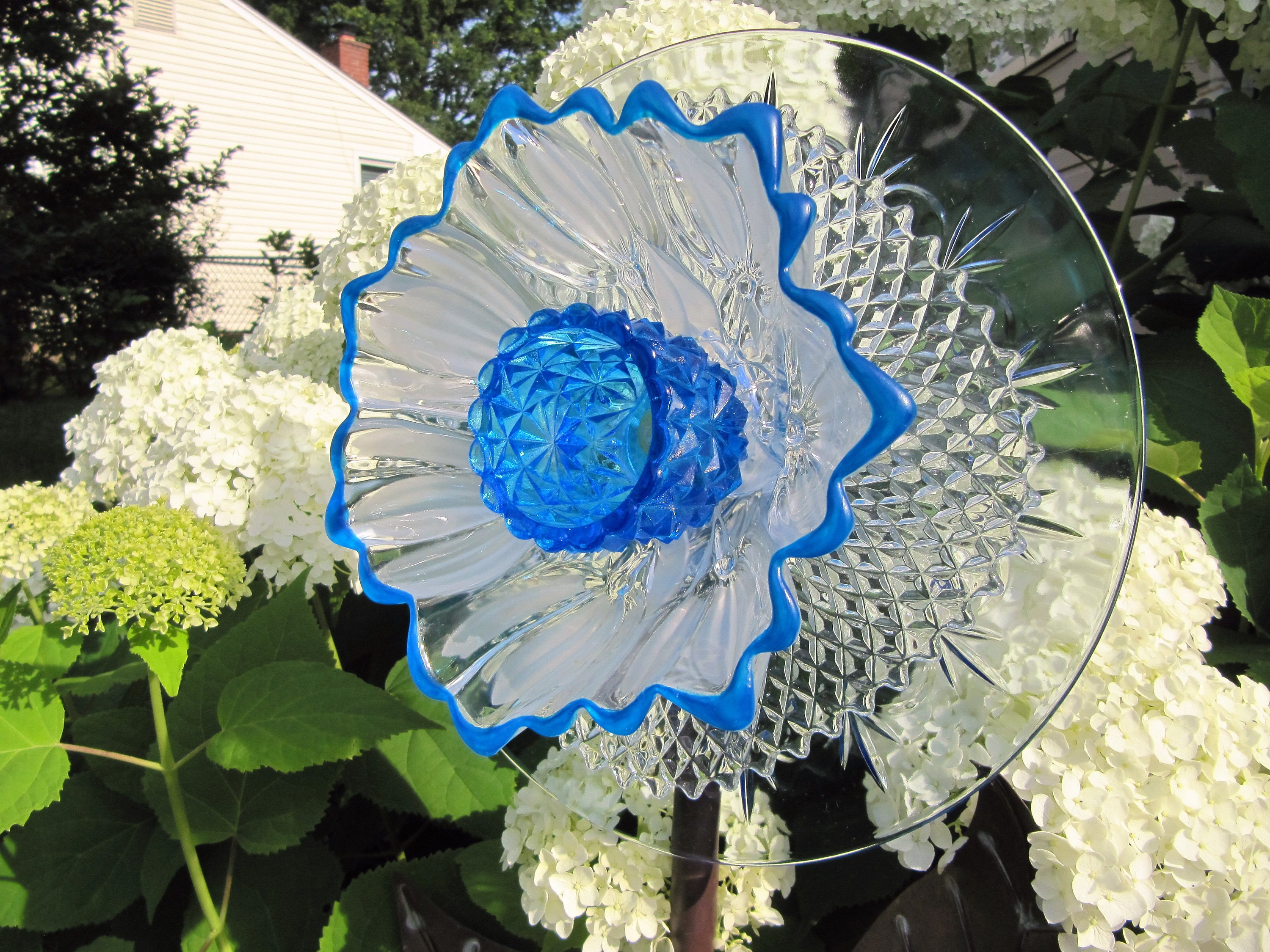 glass plate flower-garden flower stakes-yard art-garden