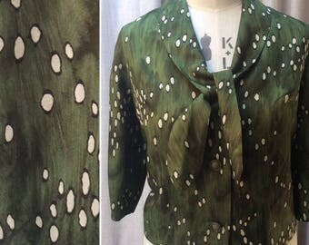 Early 1960's Vintage Blouse in Abstract Olive Green and Cream Print Label: Clegg modes tailleurs UK Size 18 Original Vintage Sixties 60's