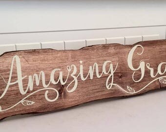 Amazing Grace houten teken. Christelijke religieuze houten teken. Handbeschilderd houten teken. Rustieke houten borden. De Decor van het huis. Inspirerende tekenen