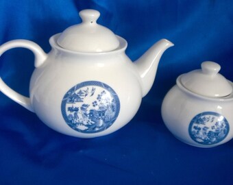 Blue & White Tea Pot and Sugar Bowl "Willow" Pattern