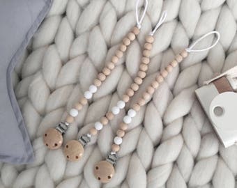 Dummy clip | White | silicone & wood bead