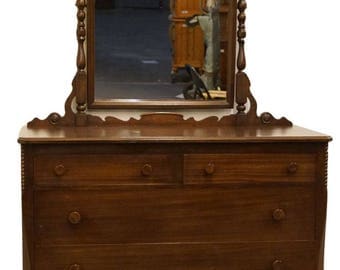 SLIGH FURNITURE CO. Grand Rapids 1967 Antique Mahogany 48" Dresser with Mirror
