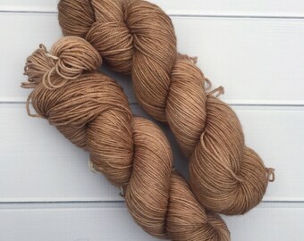 Sable | Hand dyed tonal yarn | fingering weight yarn