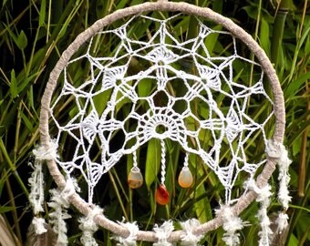 Dream catcher, geometrique dreamcatcher, attrape rêves, xamanism, pierre cornaline, decoration murale, fait main