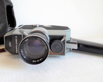 Working movie camera QUARTZ 2-8С-3 Russian Vintage Camera Cinema Film Camera Quartz 2x8S-3 Mechanical Movie Camera with Leather Bag