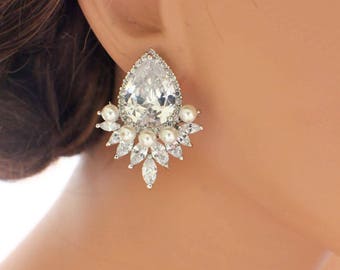 Crystal cluster earrings, large bridal stud earrings, statement wedding earrings, bridesmaid earrings, bridal jewelry, wedding jewelry