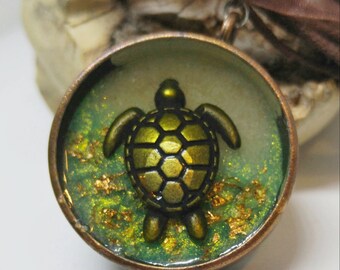Sea turtle necklace | Etsy