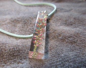 Necklace with genuine Heather in there