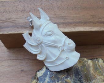 Horse Pendant, Horse Carving, Bali Bone Jewelry P84