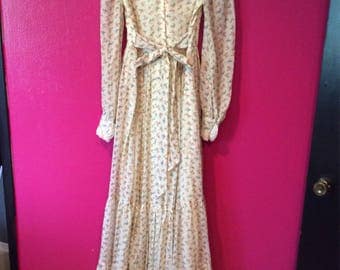 Vintage 1970's Gunne Sax floor length dress