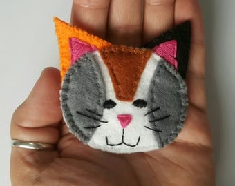 Tortoiseshell cat brooch