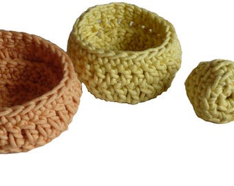 Empty baskets yellow pocket and mango with decorative balls