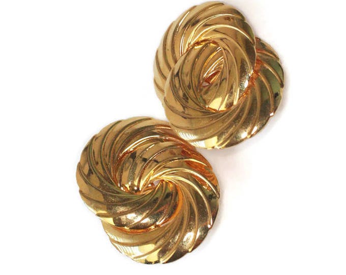 Vintage Bold Dimensional Swirl Earrings Gold Tone Metal Interlocking Circles Clip On Earrings