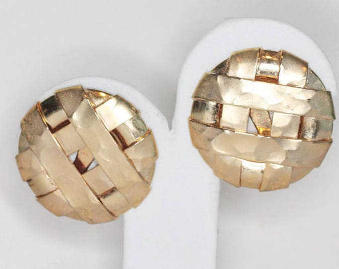 Woven Design Large Circle Earrings Hammered Finish Clip On Vintage