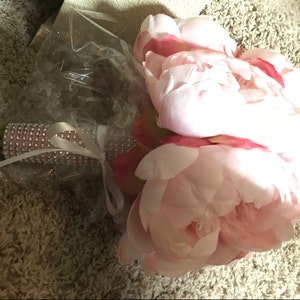 Buyer photo Stephanie Richardson, who reviewed this item with the Etsy app for iPhone.