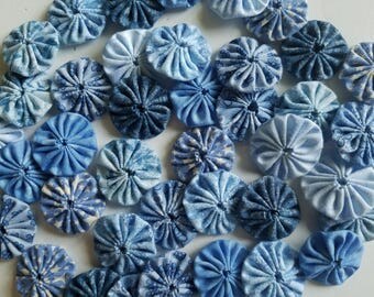 40 Assorted Blue Prints 1 inch Fabric Miniature Yo Yos Applique Quilt Pieces Scrapbooking Embellishments