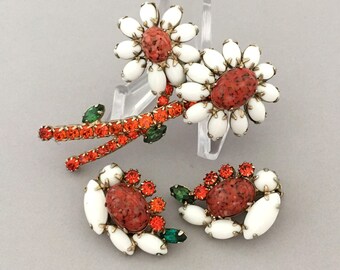WEISS Rhinestone Brooch Earrings Set - Weiss Flower Brooch Set - Rhinestone Jewelry Demi Parure - Vintage Jewelry Set - Clip On Earrings
