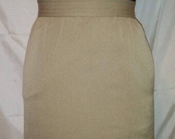 SUMMER CLEARANCE SALE 80s Vintage Pencil Skirt-Elizabeth Arden-Secretary Office-High Fashion-Size 4-Small-26" Waist-Business Career-Gabardin