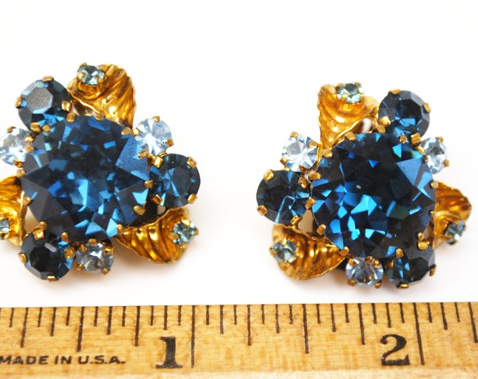 Blue Rhinestone Earrings - Clip on earrings - Mid Century - blue Crystal Gold plated - Floral flower earring