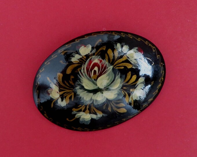 Vintage Hand Painted Russian Brooch, Oval Black Lacquered Pin