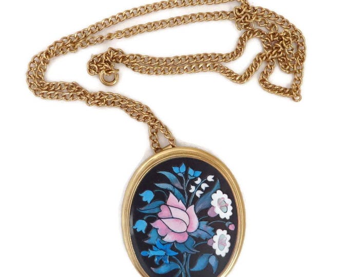 AVON Flower Pendant Necklace - Vintage 1980s Gold Tone Large Pendant Necklace, Gift for Her, Gift Boxed
