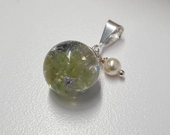 Sterling Silver Glass Orb Peridot Pendant (X)