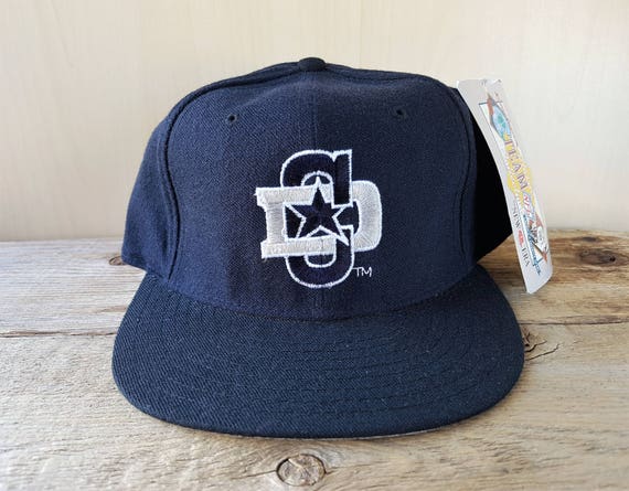 Items similar to Dallas COWBOYS Original Vintage 90s New Era 5950 Pro ...