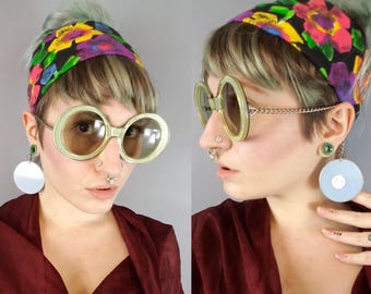 60s Oversized Round Sunglasses, Vintage Designer Sunglasses Je Dol Chain Arm, 1960s Mod Sunglasses Round Frames, Oversized Sunglasses Funky